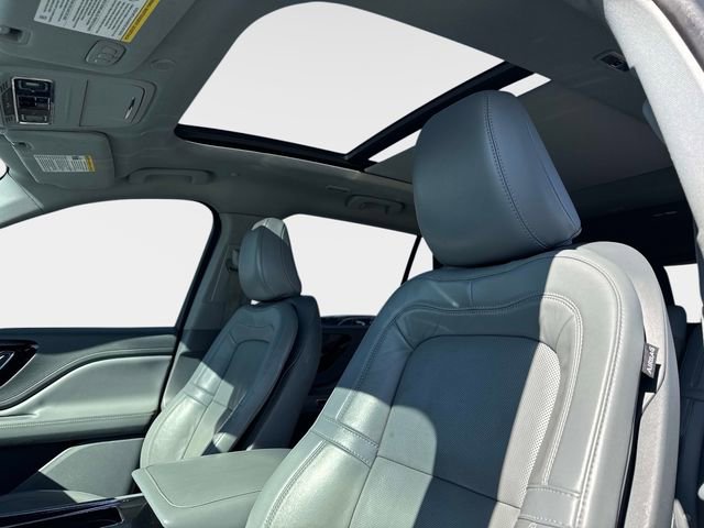 Used 2021 Lincoln Aviator Grand Touring w/ Elements Package Plus image 19