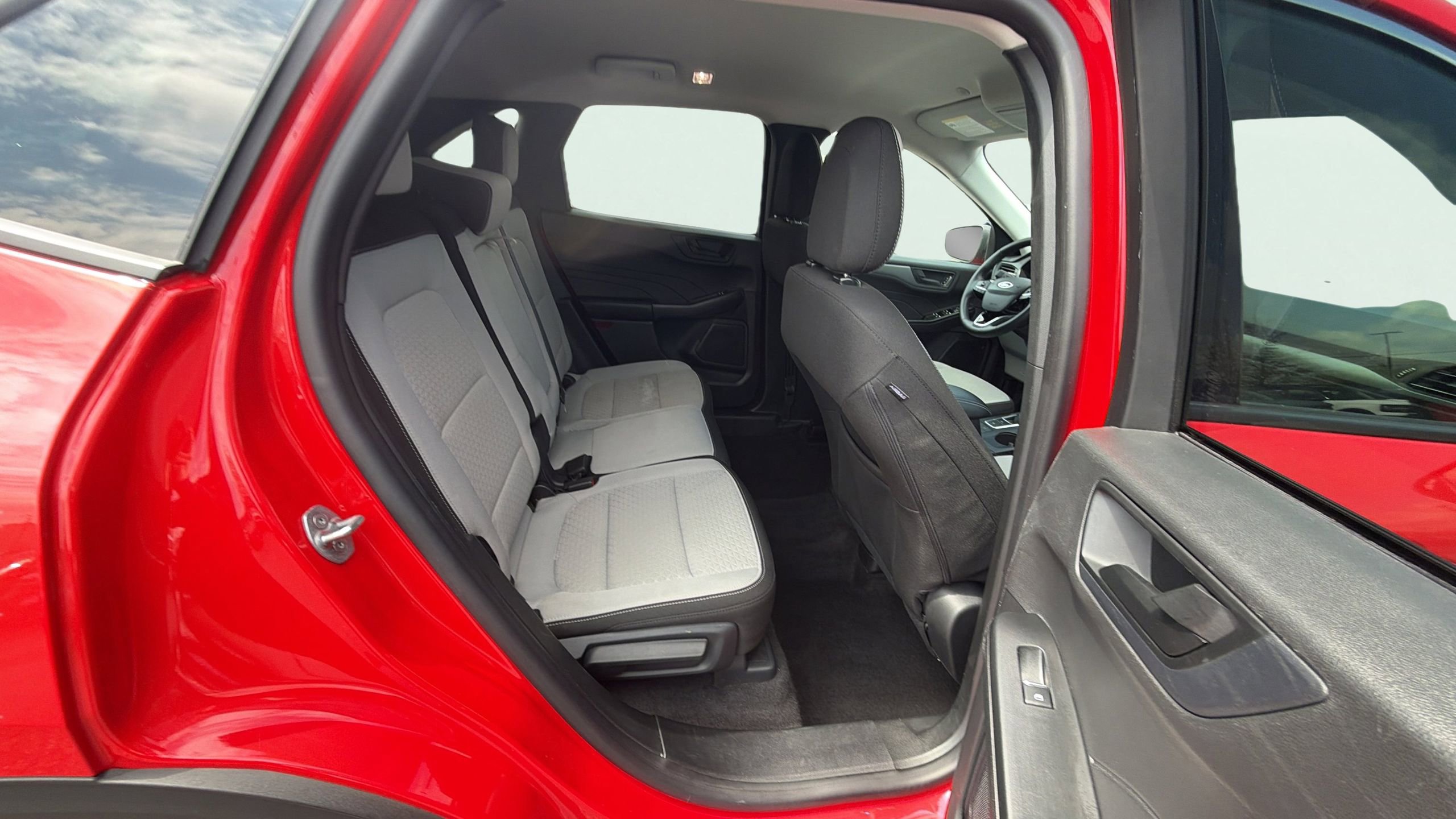 Used 2024 Ford Escape Active AWD/4WD image 14