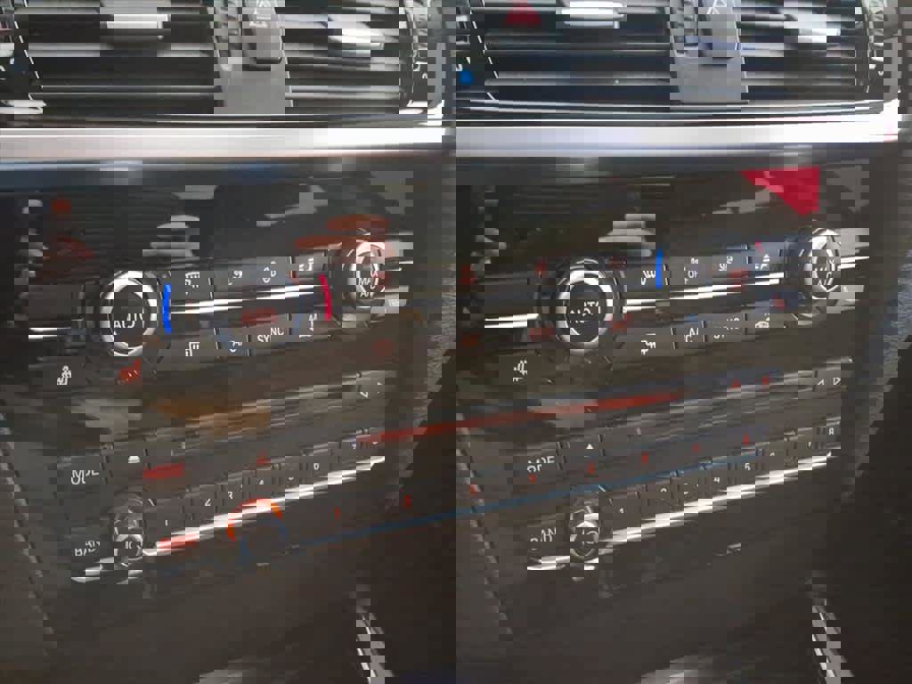 Used 2016 BMW X3 xDrive28i image 13