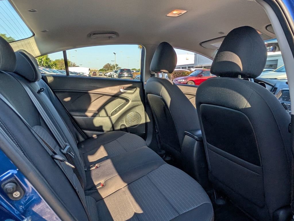 Used 2018 Kia Forte LX w/ LX Popular Package image 16