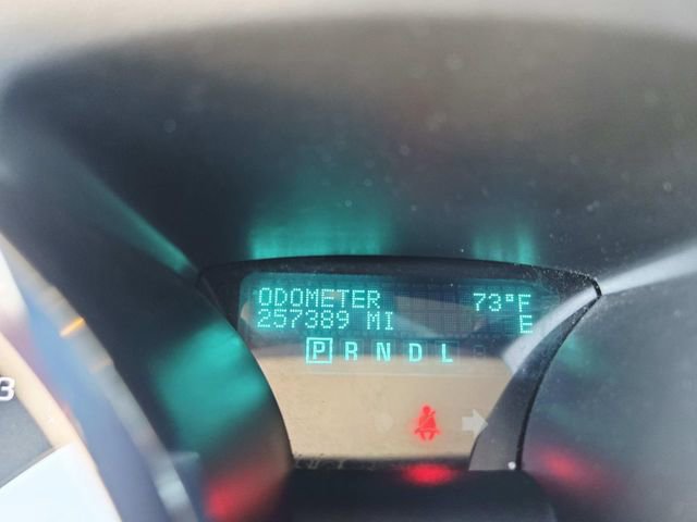 Used 2010 Chevrolet Traverse LT w/ Personal Connectivity Package FWD image 21