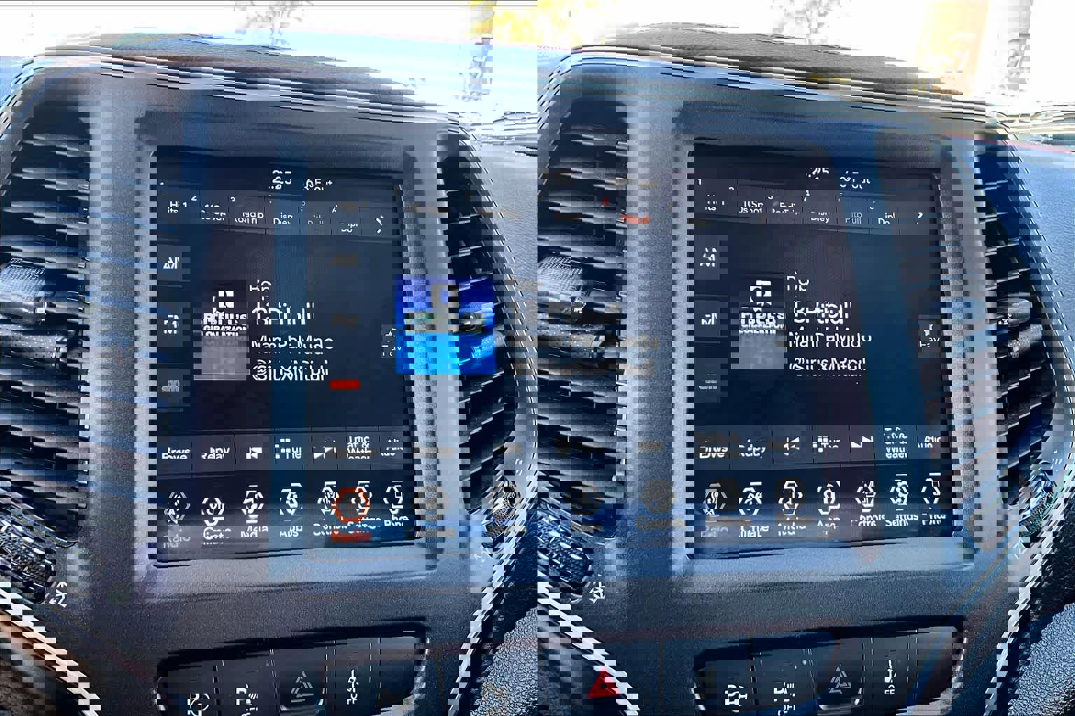 Used 2021 Jeep Cherokee Trailhawk w/ Technology Group image 30