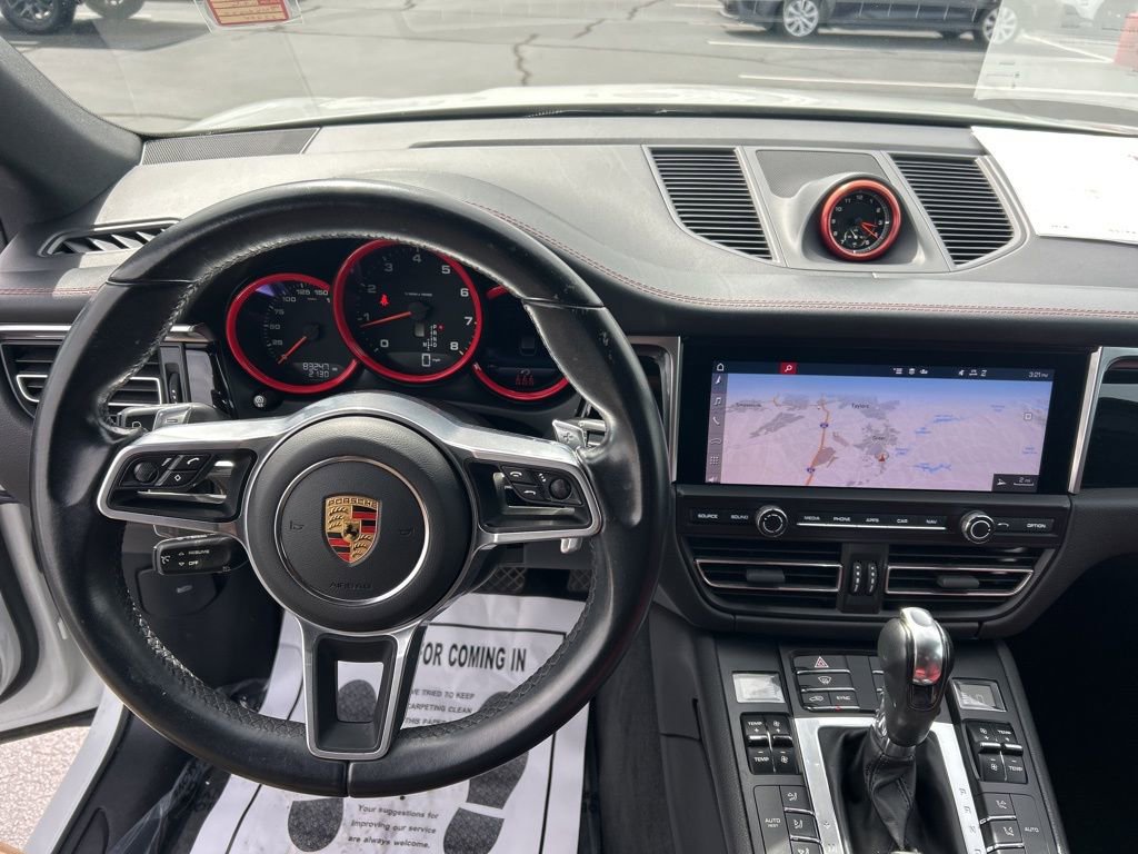 Used 2021 Porsche Macan image 7