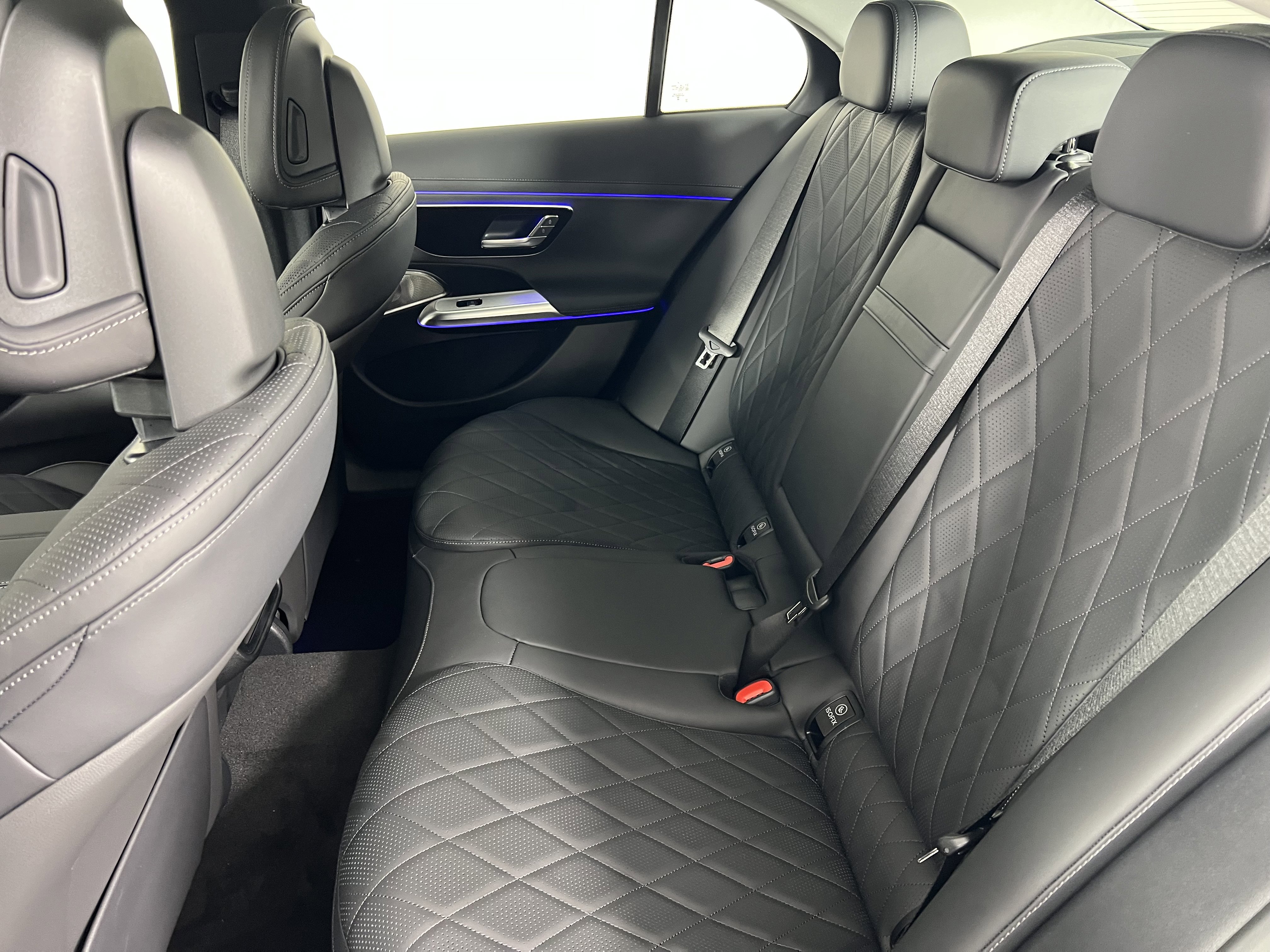 New 2026 Mercedes-Benz E 350 4MATIC Sedan image 20