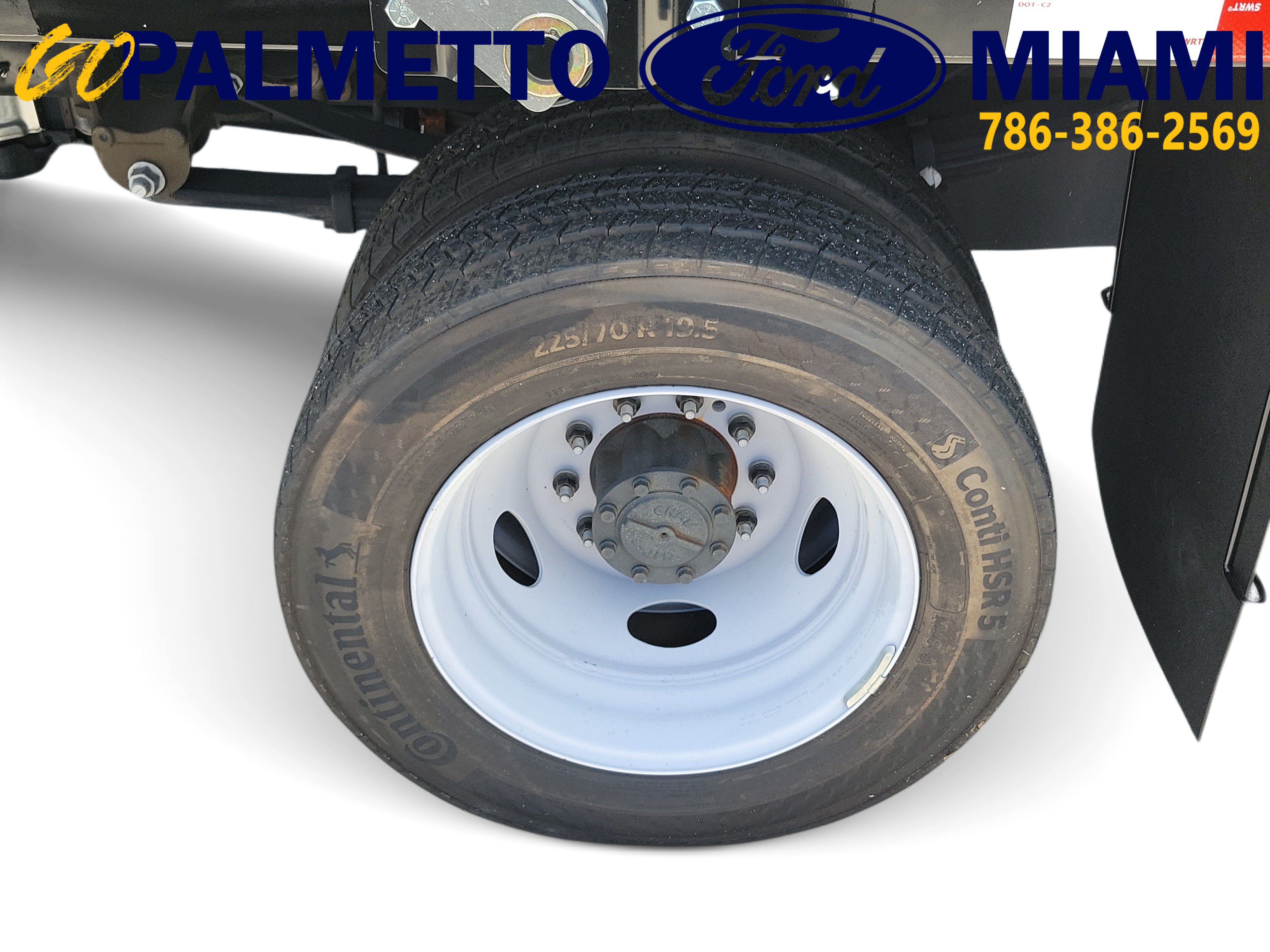 New 2024 Ford F450 XL AWD/4WD image 8