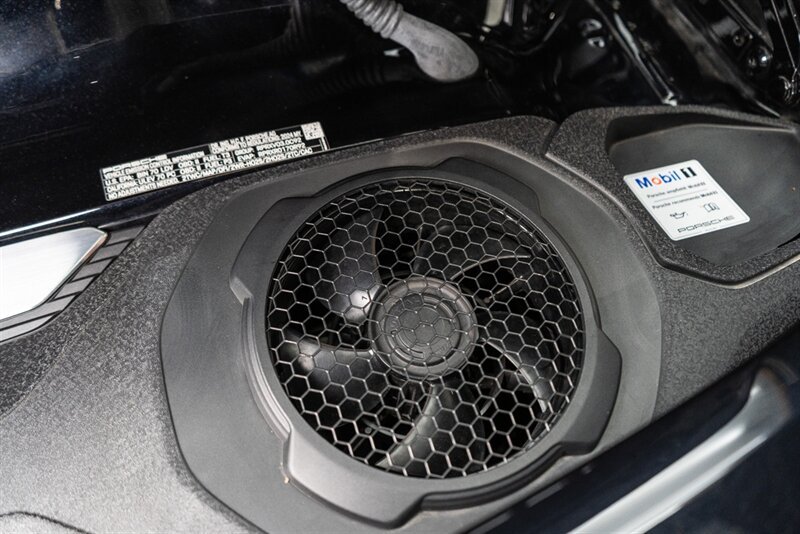 Used 2024 Porsche 911 Carrera RWD image 72