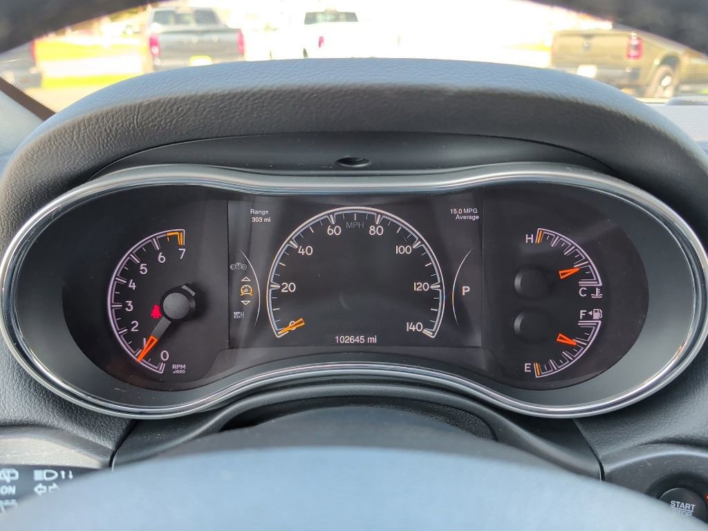 Used 2015 Jeep Grand Cherokee Altitude AWD/4WD image 23