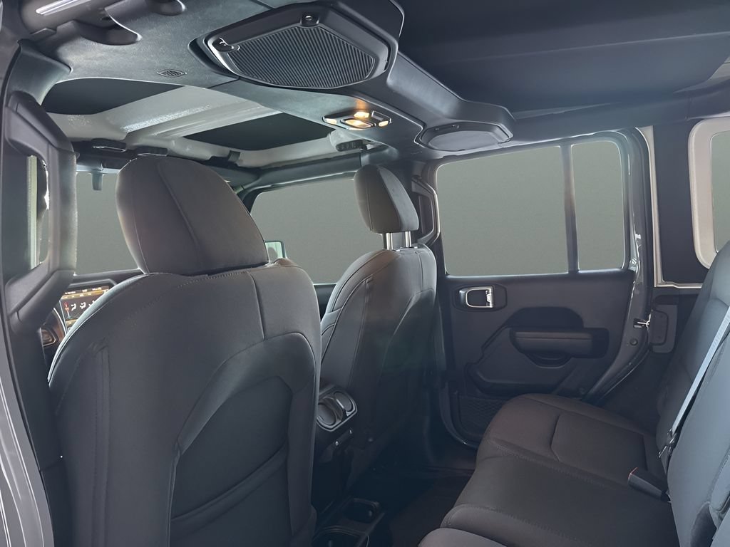 Used 2023 Jeep Wrangler Unlimited Sport AWD/4WD image 22