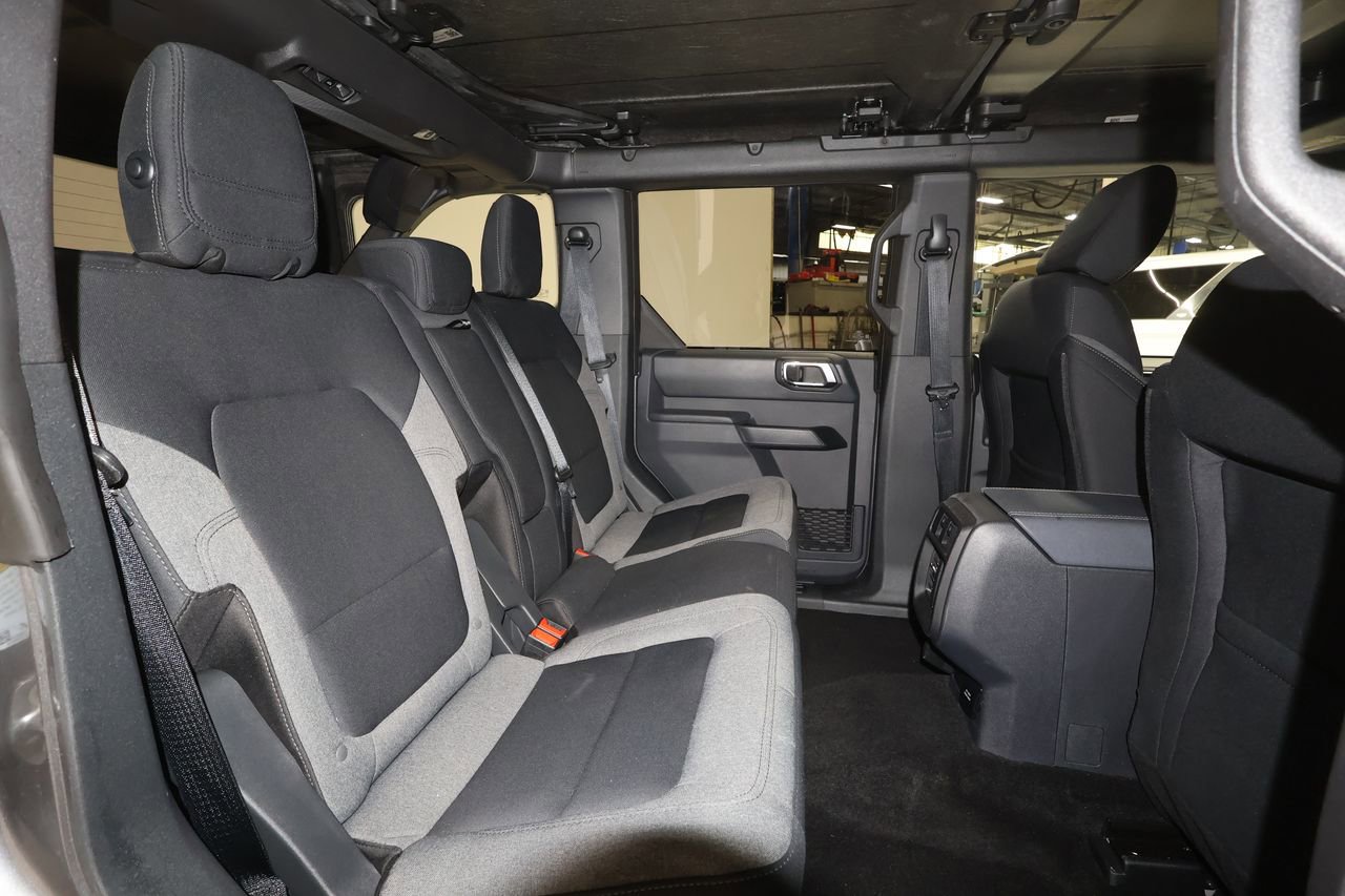 Used 2025 Ford Bronco Big Bend image 26