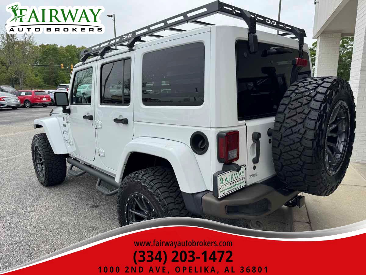 Used 2016 Jeep Wrangler Unlimited Sahara image 8