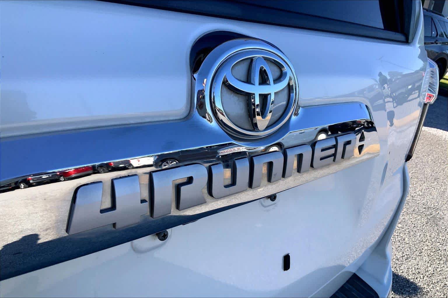 Used 2014 Toyota 4Runner Limited RWD image 30
