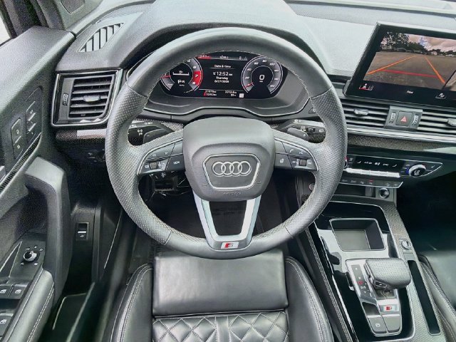 Used 2024 Audi SQ5 Prestige AWD/4WD image 41