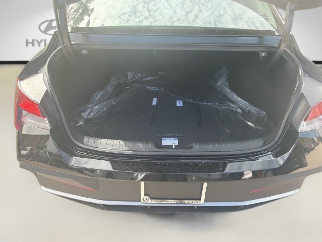 New 2026 Hyundai Elantra SEL Sport FWD image 27