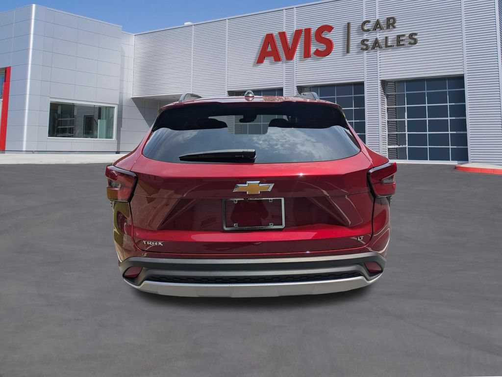 Used 2025 Chevrolet Trax LT w/ LT Convenience Package FWD image 7
