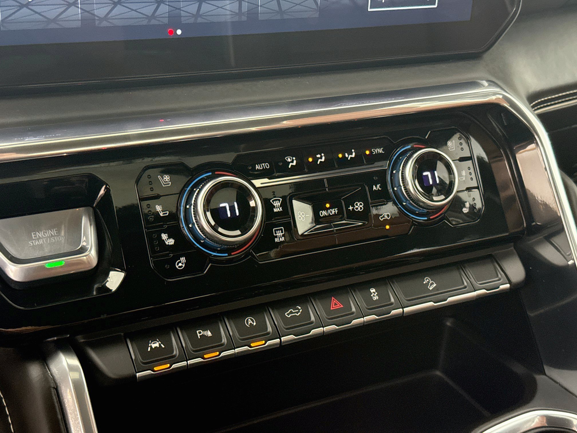 Certified 2025 GMC Sierra 1500 Denali Ultimate AWD/4WD image 19