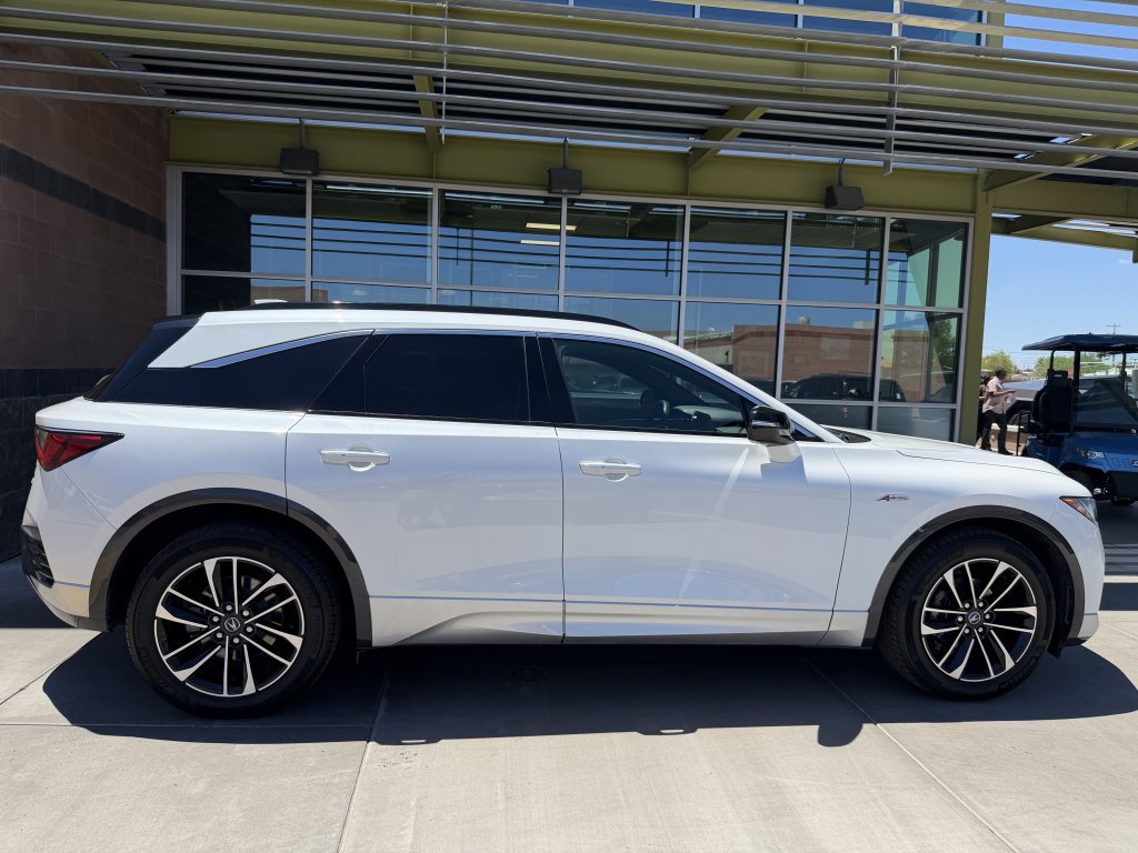 Used 2024 Acura ZDX A-Spec AWD/4WD image 9