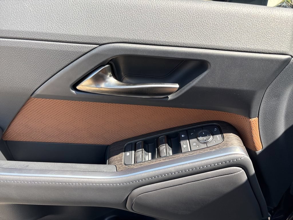 Certified 2026 Lexus GX 550 AWD/4WD image 12