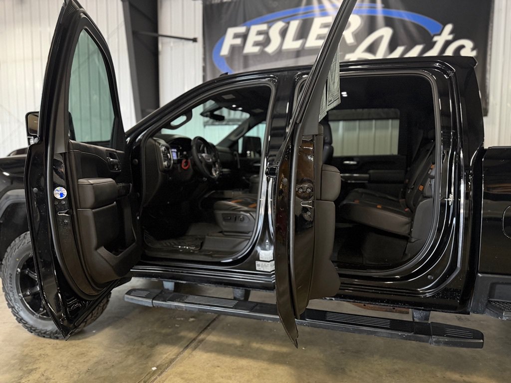 Used 2020 GMC Sierra 2500 AT4 w/ AT4 Premium Package AWD/4WD image 36