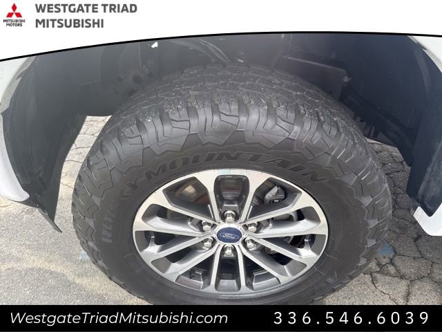 Used 2019 Ford F150 XLT w/ Equipment Group 302A Luxury image 4