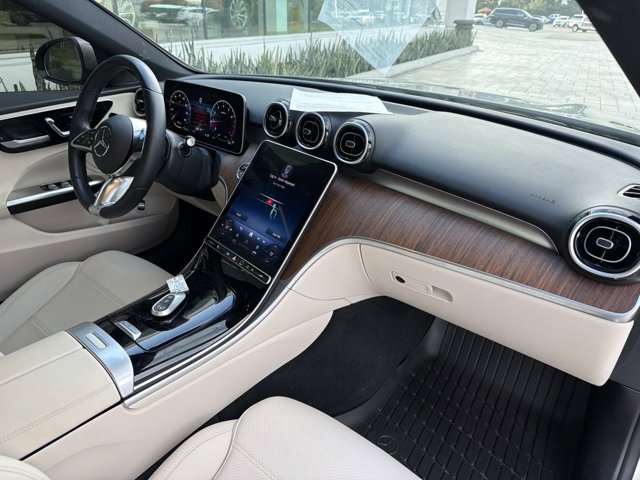 Used 2024 Mercedes-Benz C 300 Sedan image 19