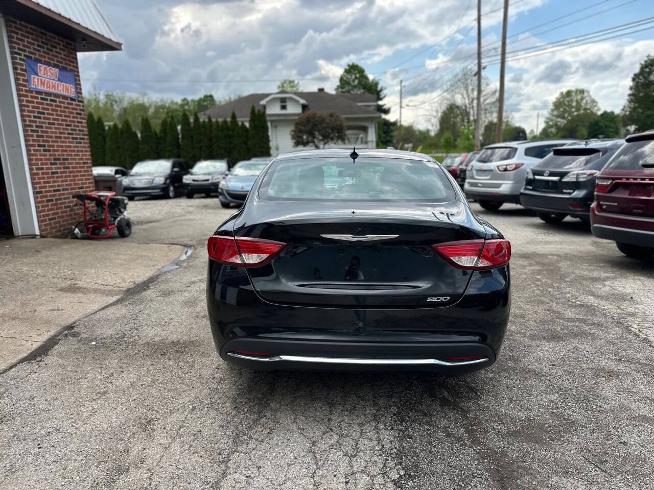 Used 2017 Chrysler 200 Limited Platinum FWD image 7