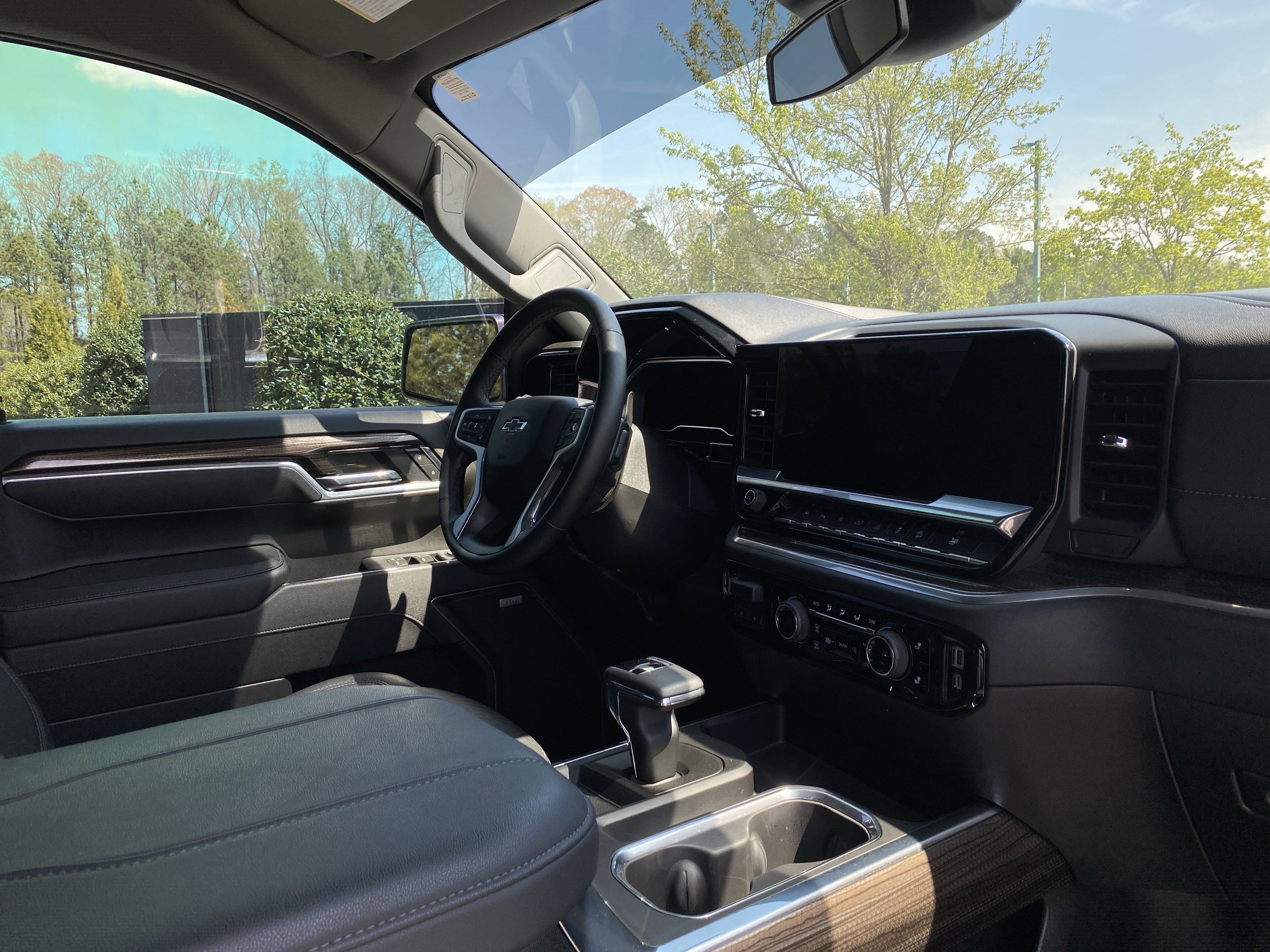 Used 2025 Chevrolet Silverado 1500 RST image 6