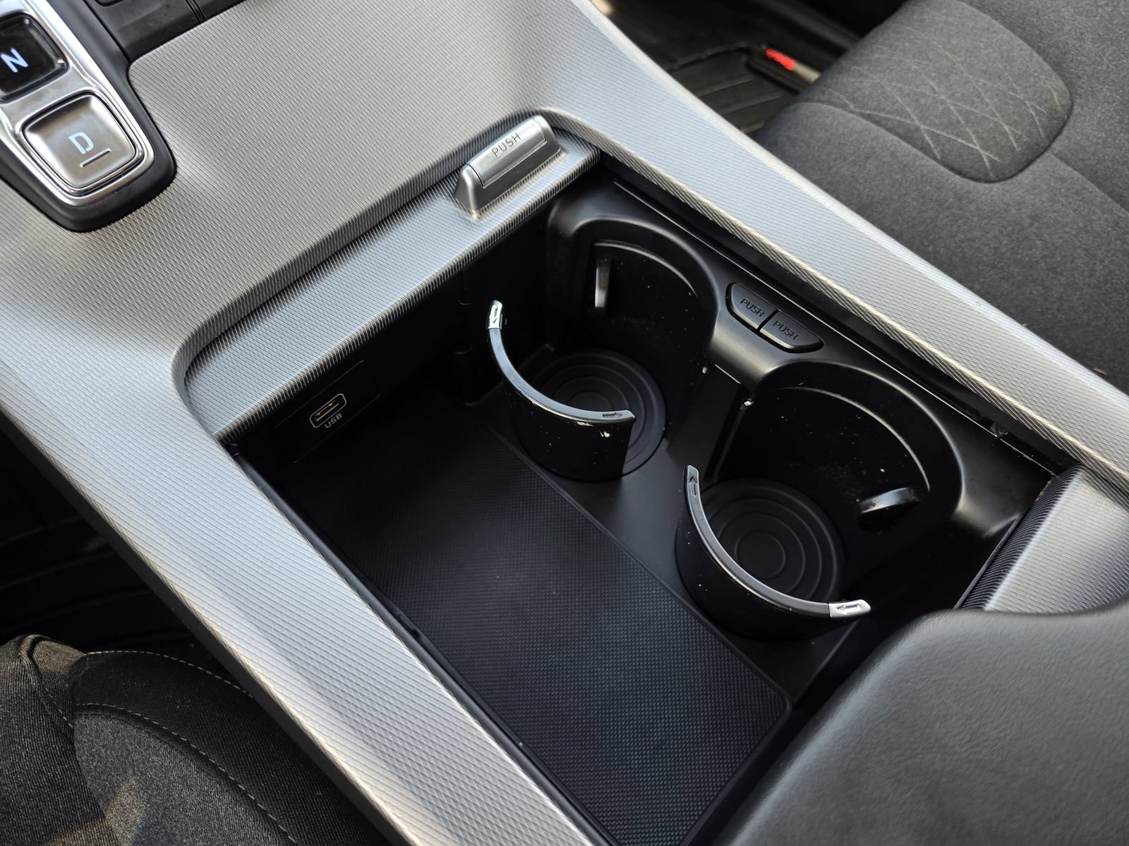 Used 2022 Hyundai Palisade SE FWD image 23