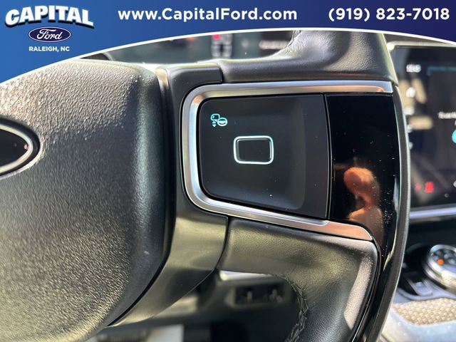 Certified 2025 Ford Expedition Platinum w/ Stealth Appearance Package image 27