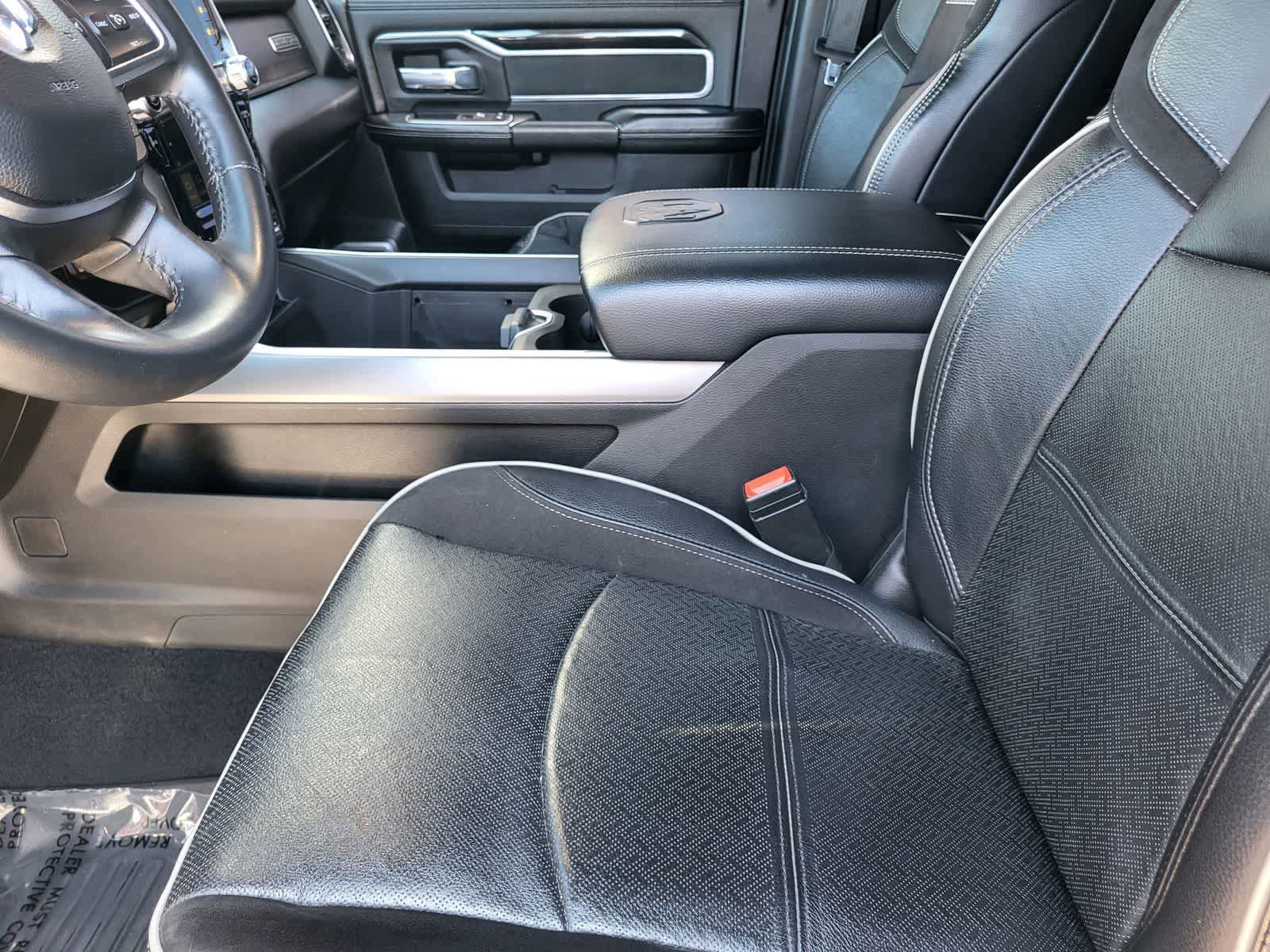 Used 2023 RAM 3500 Laramie AWD/4WD image 27