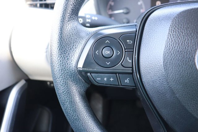 Used 2023 Toyota Corolla Cross L image 18