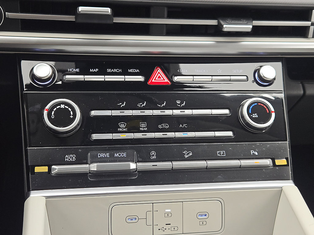 New 2026 Hyundai Santa Fe SE FWD image 19