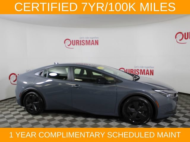 Used 2025 Toyota Prius LE FWD image 10