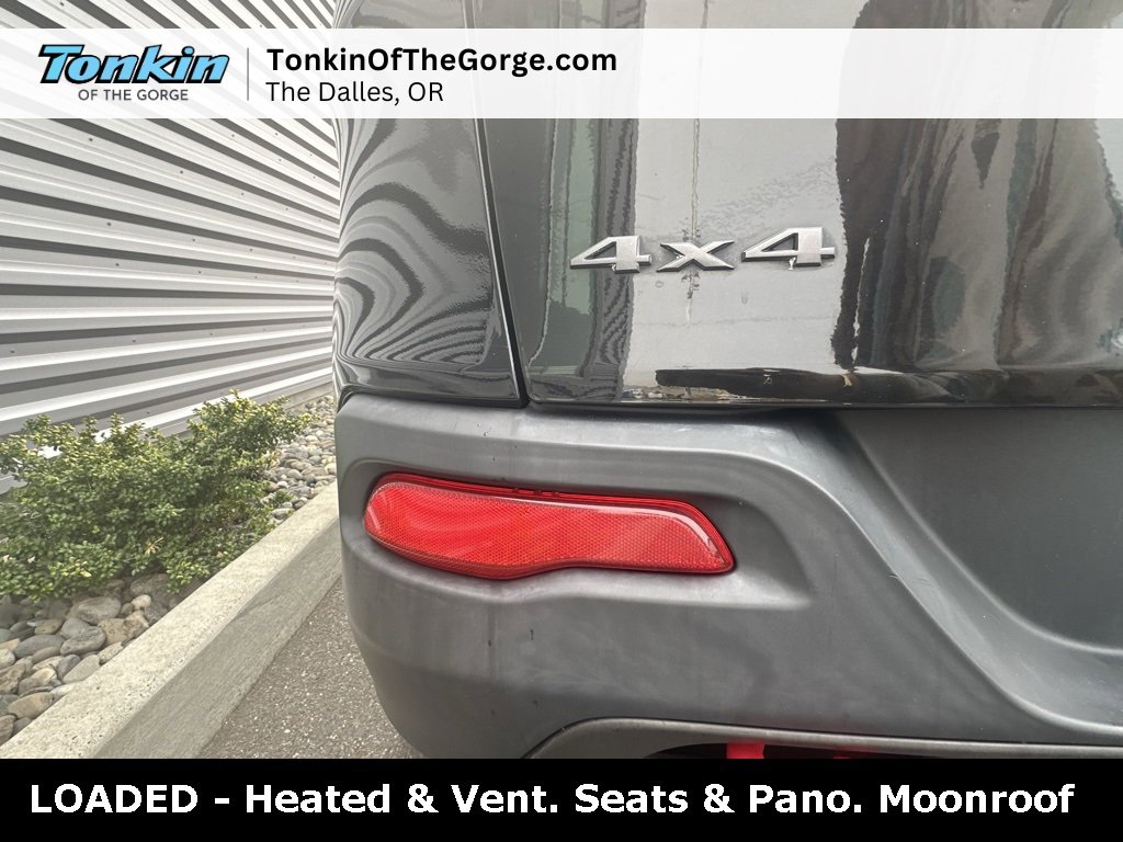 Used 2017 Jeep Cherokee Trailhawk image 27