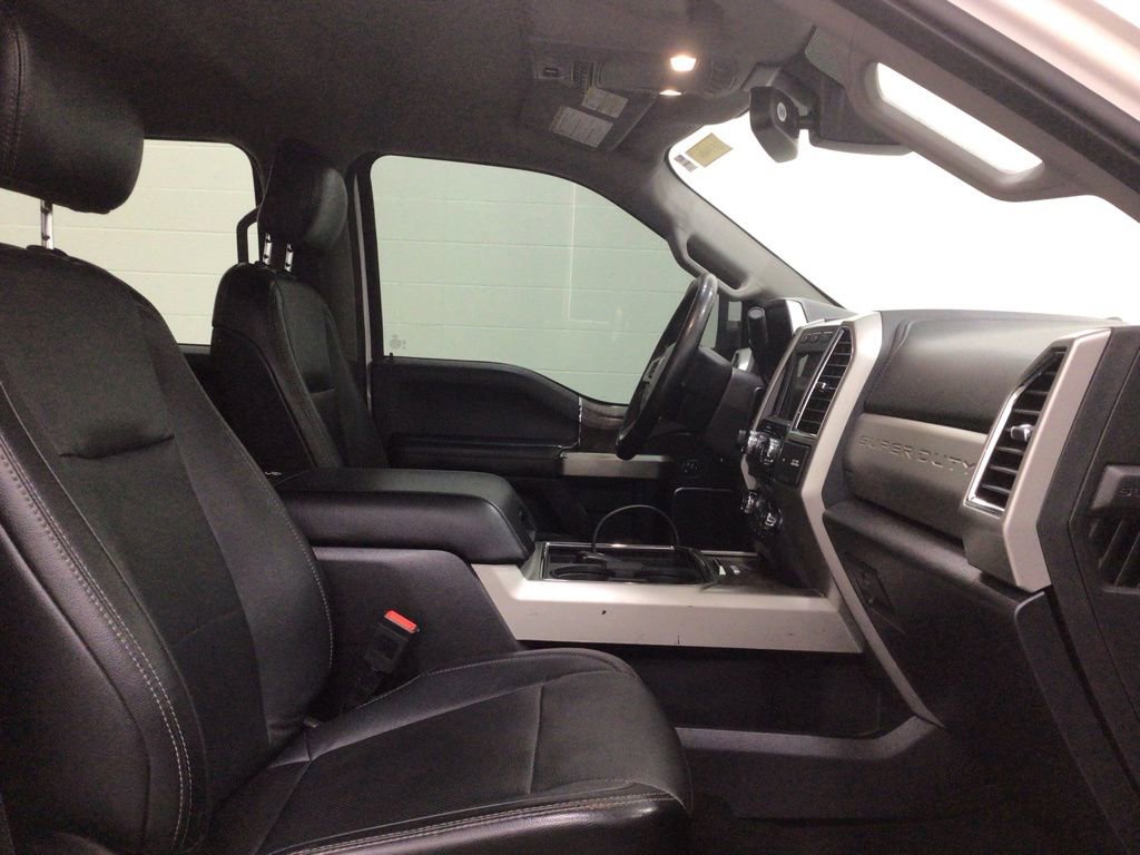 Used 2018 Ford F250 Lariat w/ Lariat Ultimate Package image 32