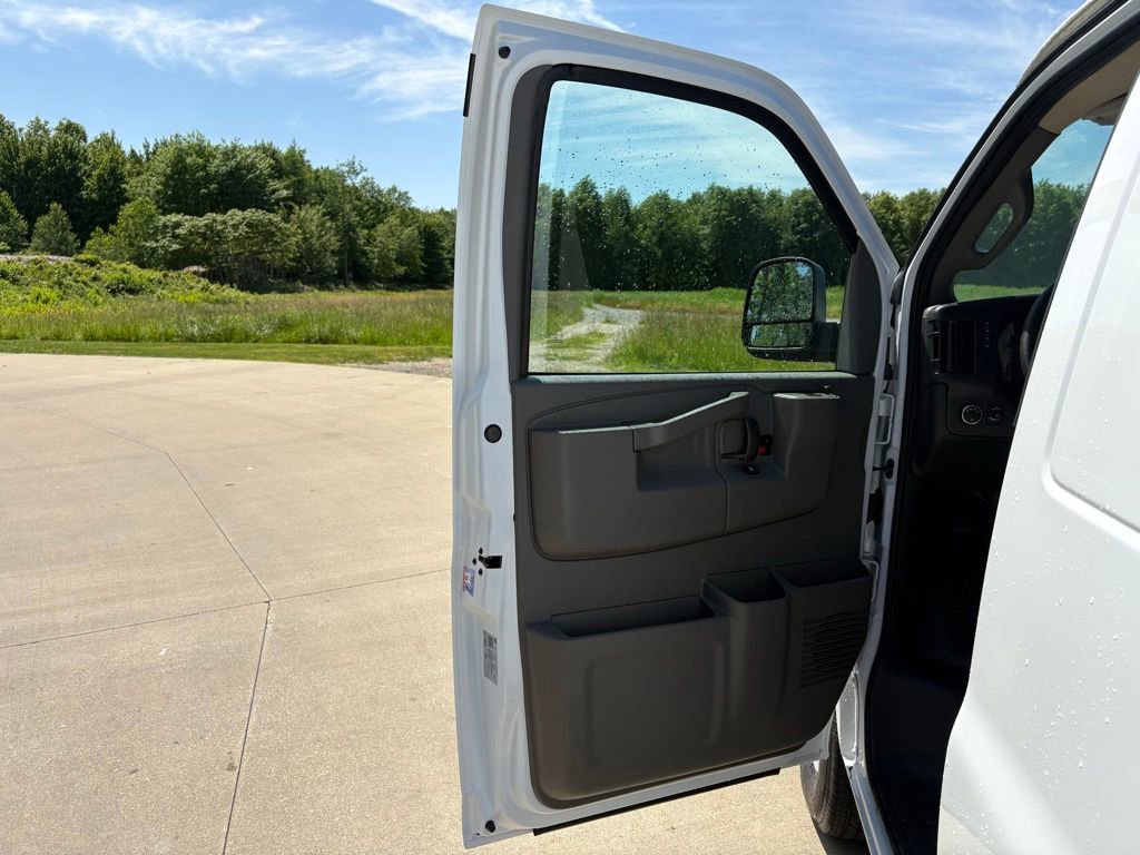 New 2026 Chevrolet Express 3500 Extended w/ Driver Convenience Package RWD image 13