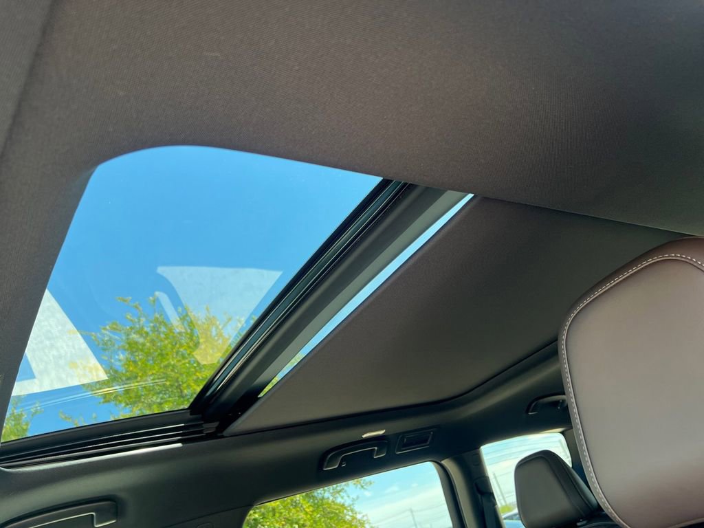 New 2026 Nissan Armada Platinum image 7