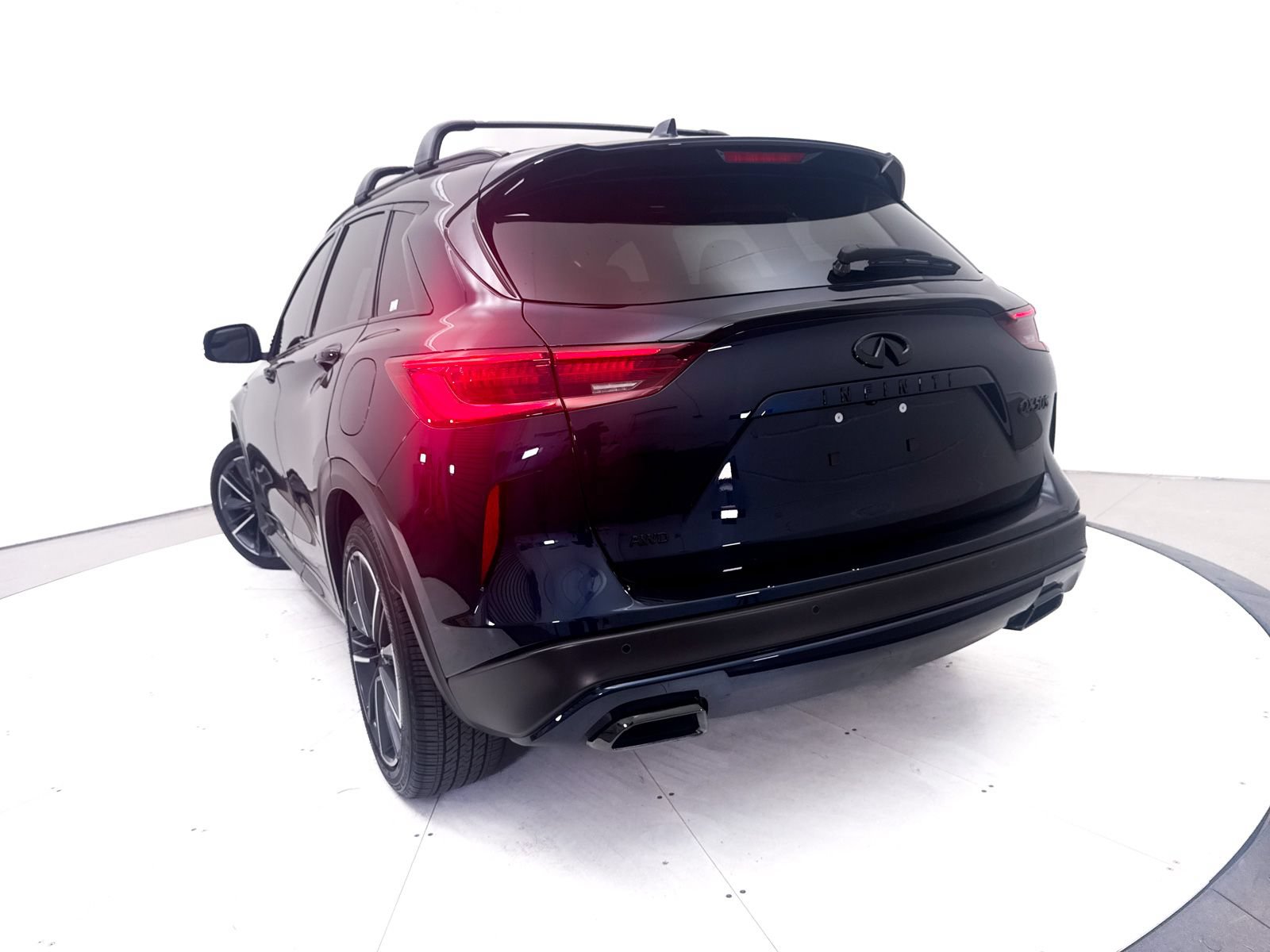 Used 2025 INFINITI QX50 Sport AWD/4WD image 9