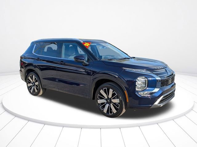 New 2026 Mitsubishi Outlander SEL image 2