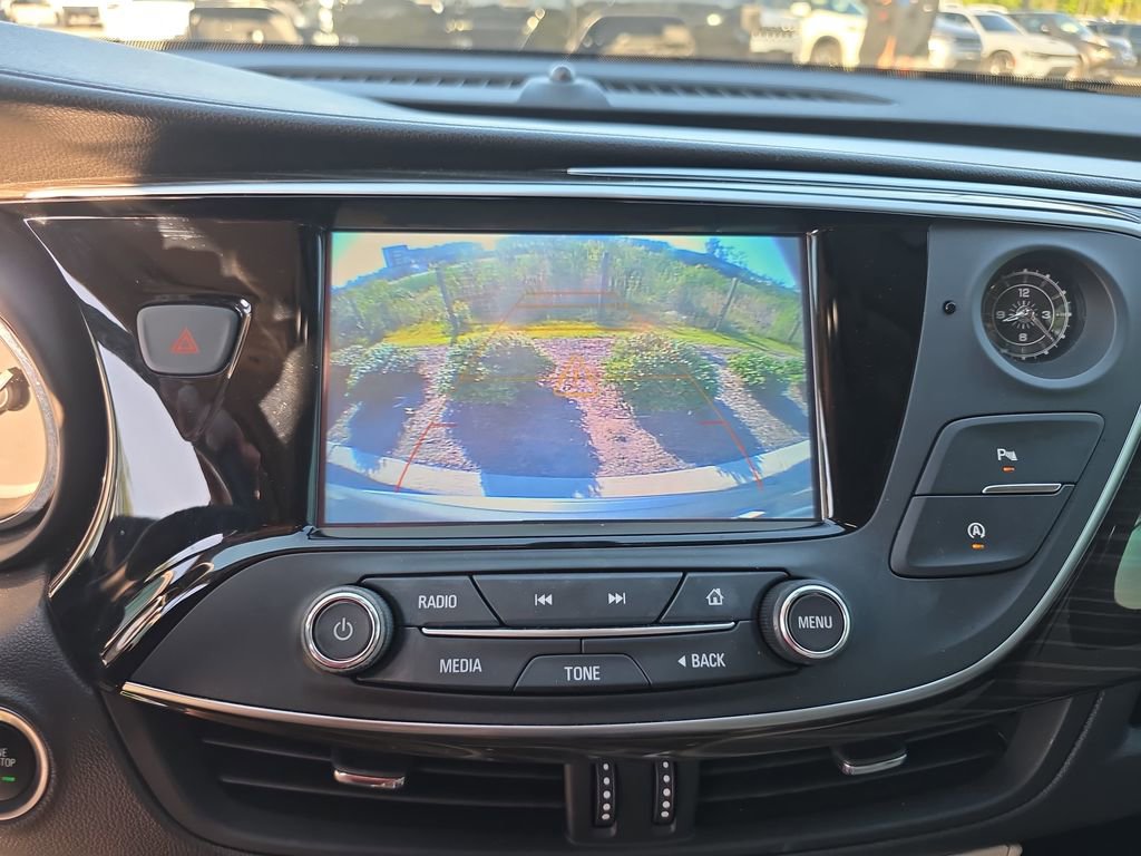 Used 2020 Buick Envision Preferred AWD/4WD image 9
