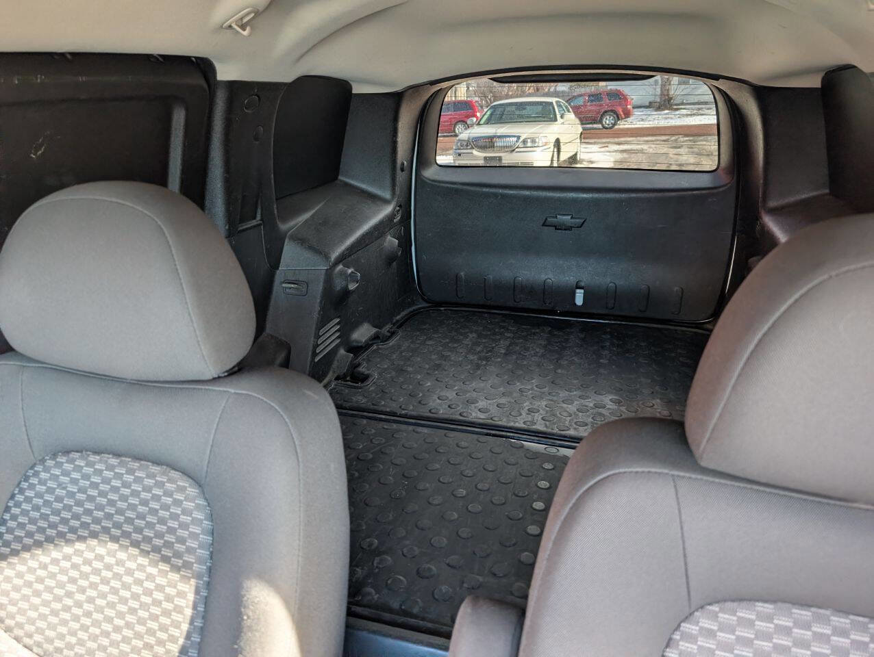 Used 2008 Chevrolet HHR LT image 13