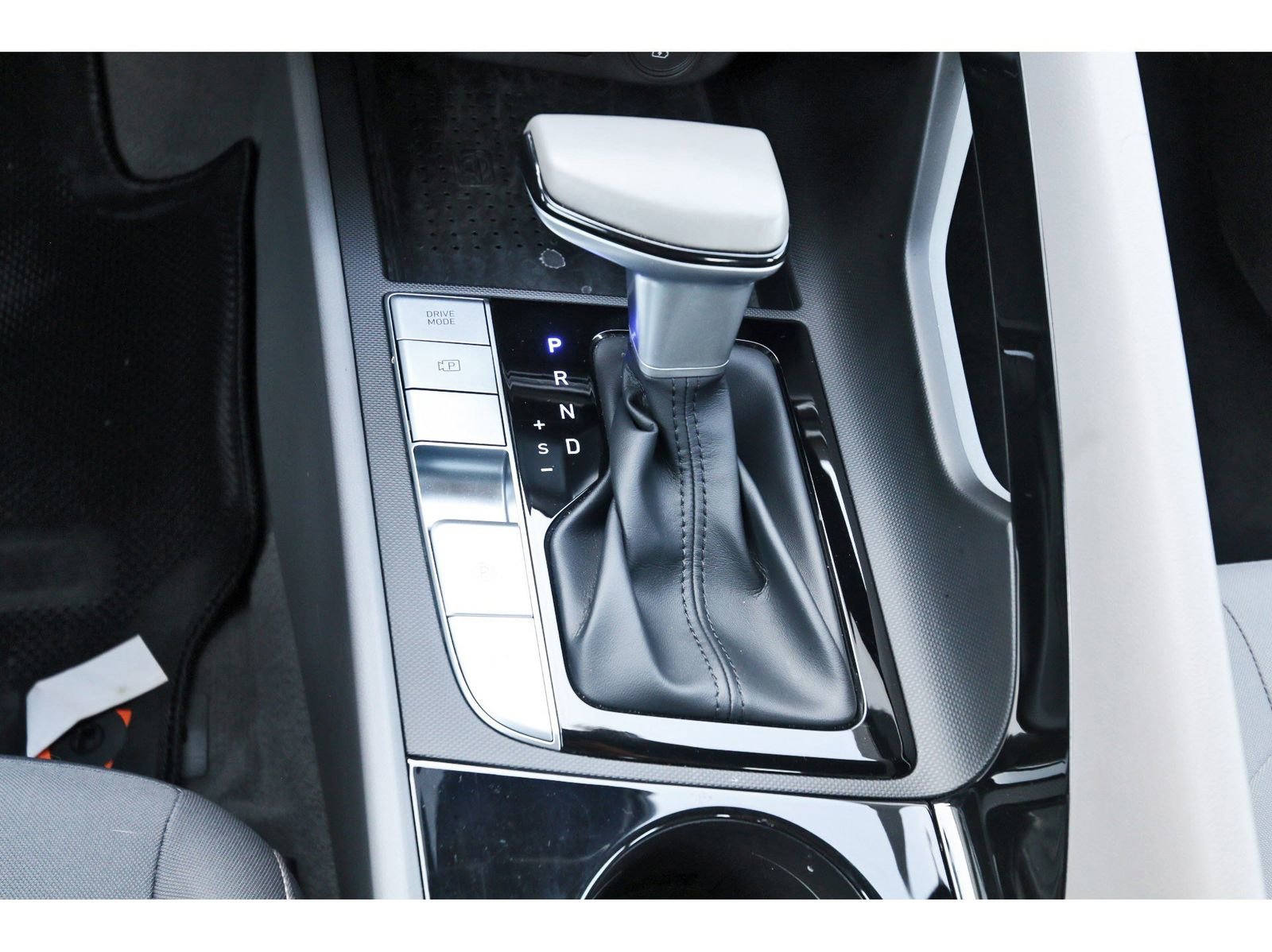 Used 2021 Hyundai Elantra SEL w/ Convenience Package image 27