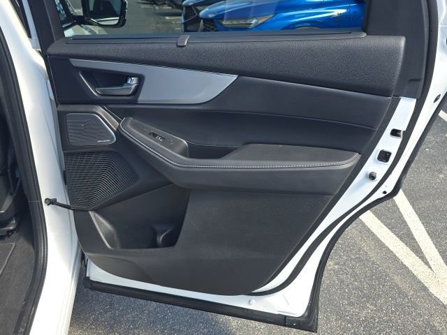 Used 2025 Acura MDX w/ Technology Package image 25