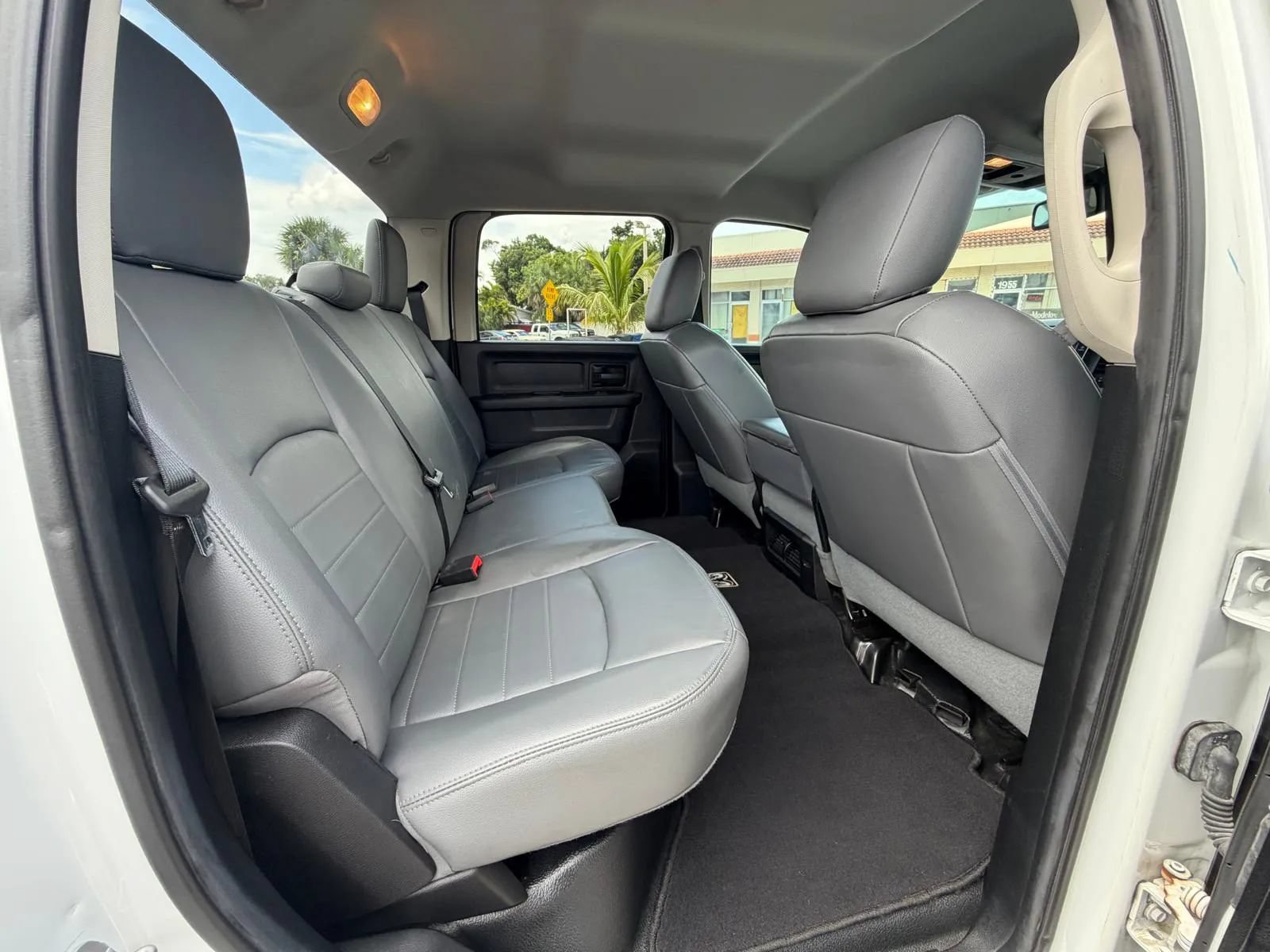 Used 2014 RAM 2500 Tradesman w/ Chrome Appearance Group AWD/4WD image 26