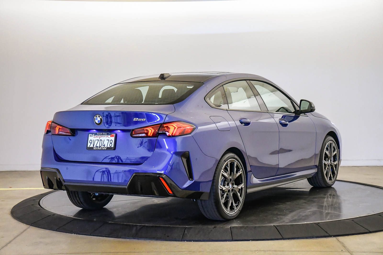 Used 2026 BMW 228i w/ Premium Package FWD image 5