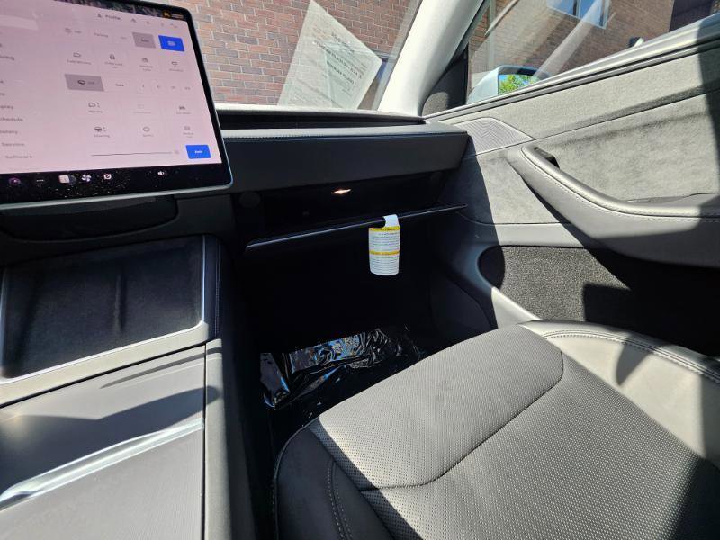 Used 2026 Tesla Model Y AWD image 62