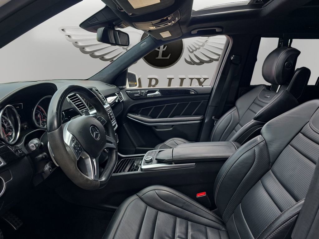Used 2016 Mercedes-Benz GL 63 AMG 4MATIC image 9