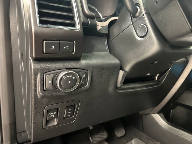 Used 2021 Ford Expedition Max Limited AWD/4WD image 24