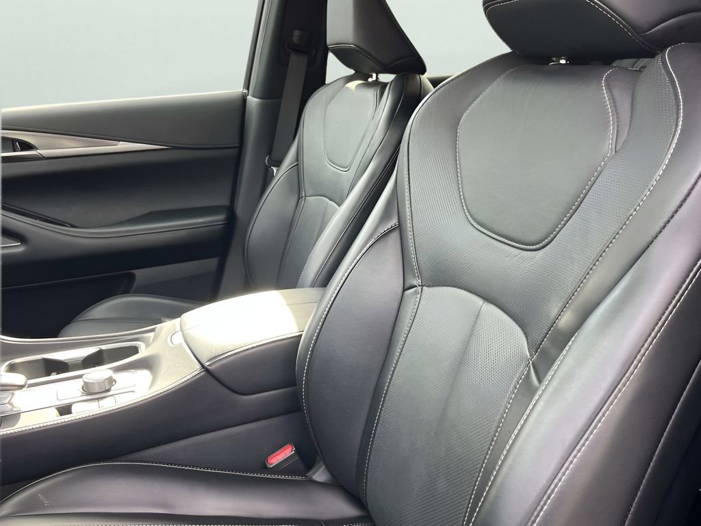 Used 2024 INFINITI QX60 Luxe image 32