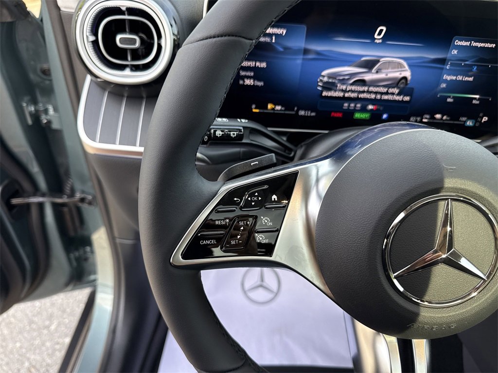 New 2025 Mercedes-Benz GLC 350e 4MATIC image 26