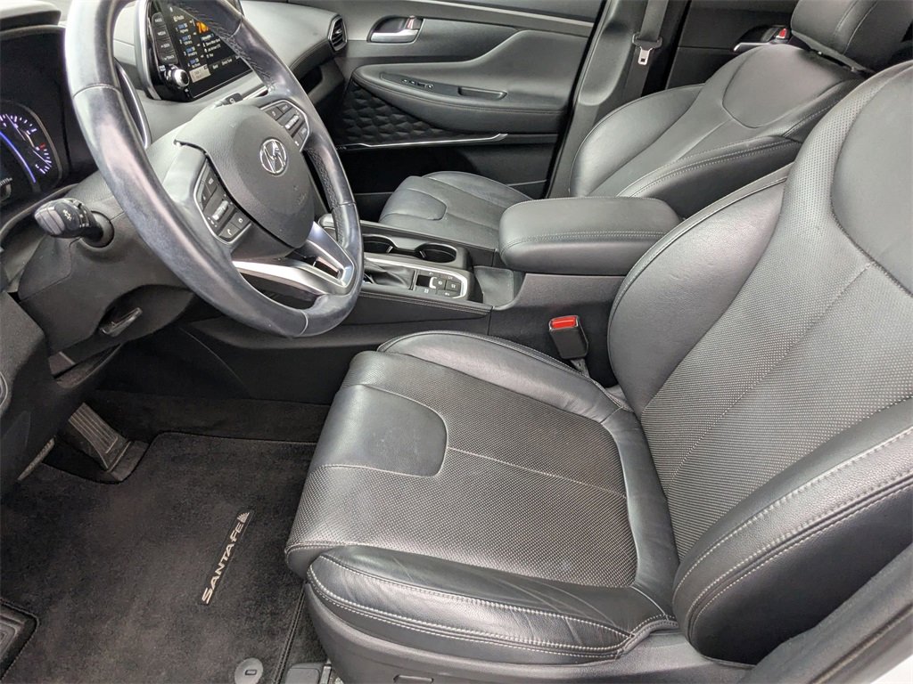 Used 2020 Hyundai Santa Fe Limited image 16